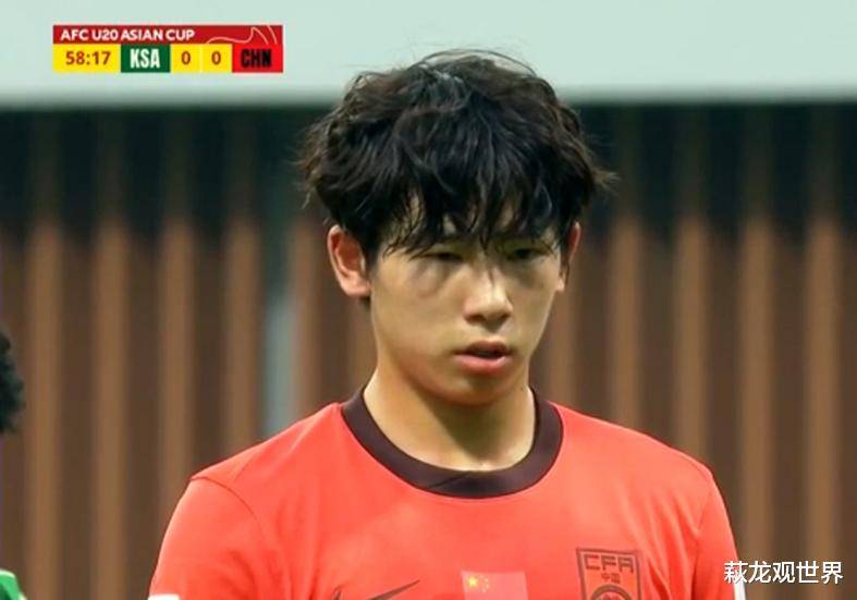 星空体育教练-队内感情纠葛曝光，球员之间的微妙关系引人关注的简单介绍