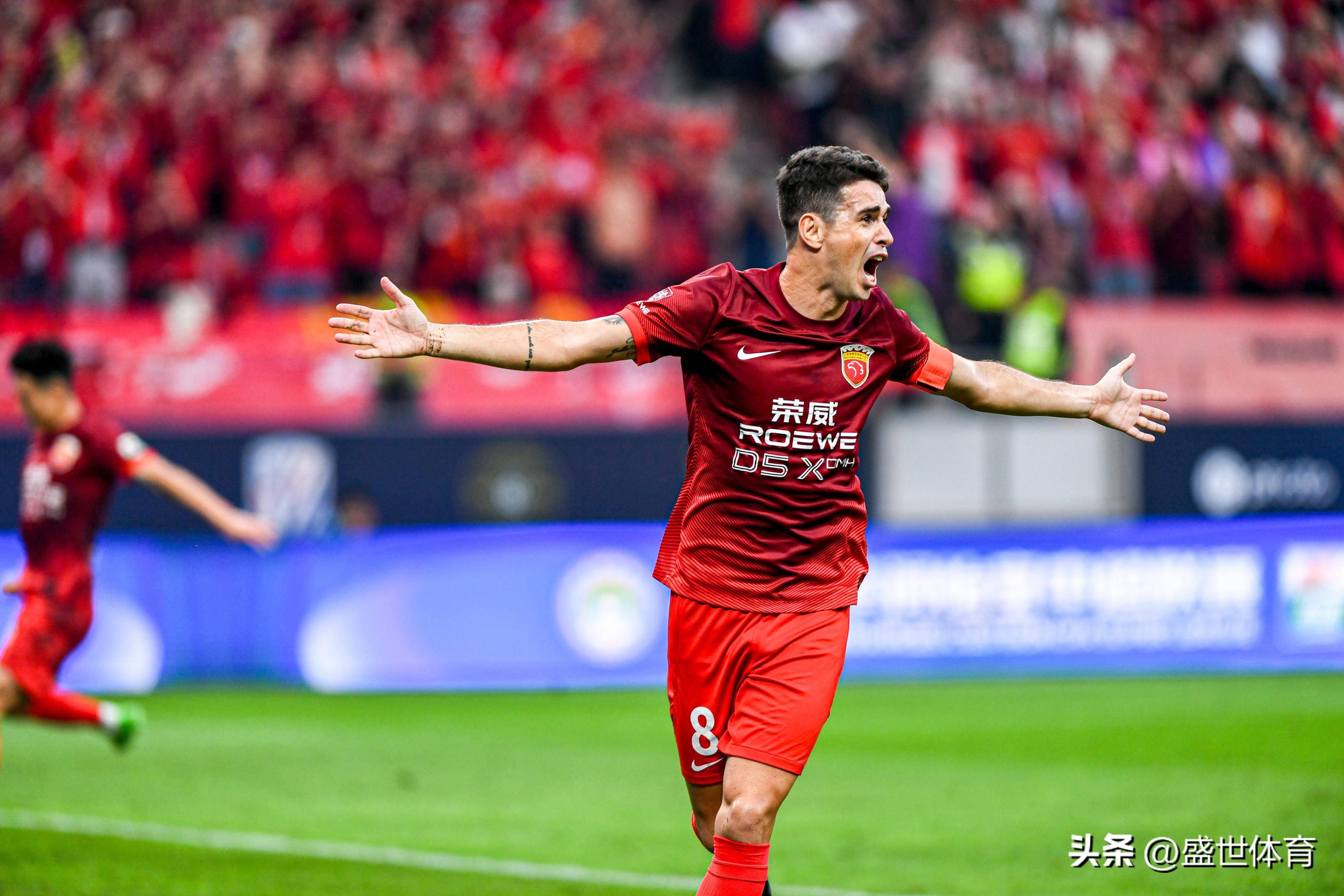 关于中超联赛近况：球队踢出高水平比赛，取得胜利的信息