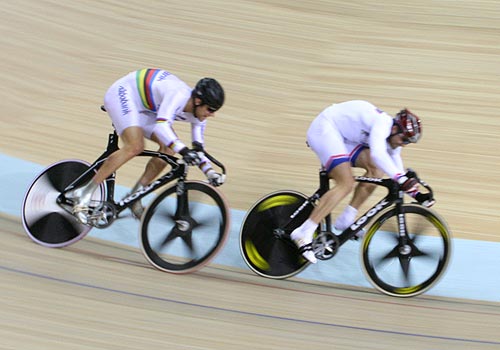 星空体育在线登录-荷兰队在自行车比赛中斩获胜利