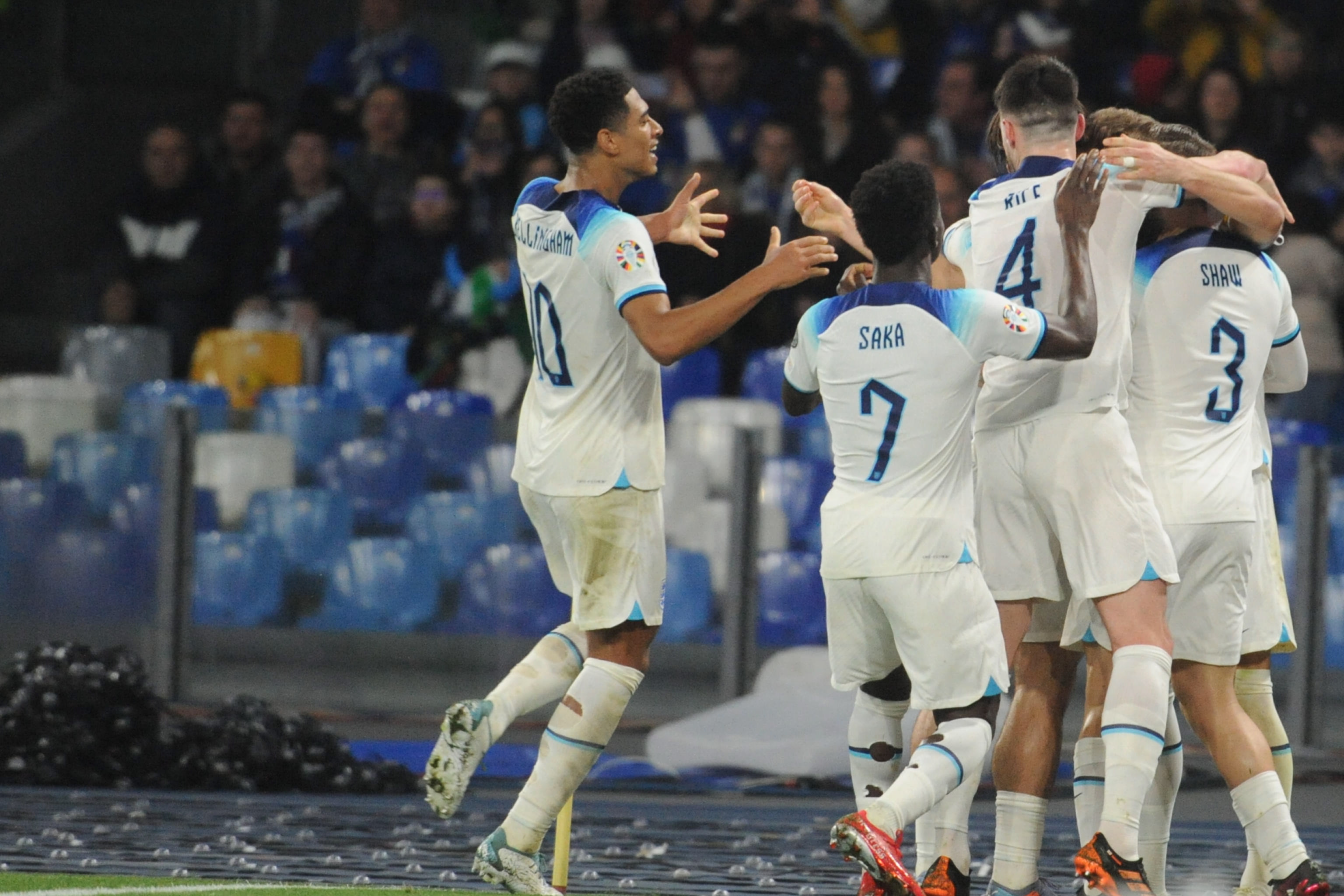 星空体育投注-包含意大利国家队在欧洲杯预选赛中大获全胜，实力有增长的词条