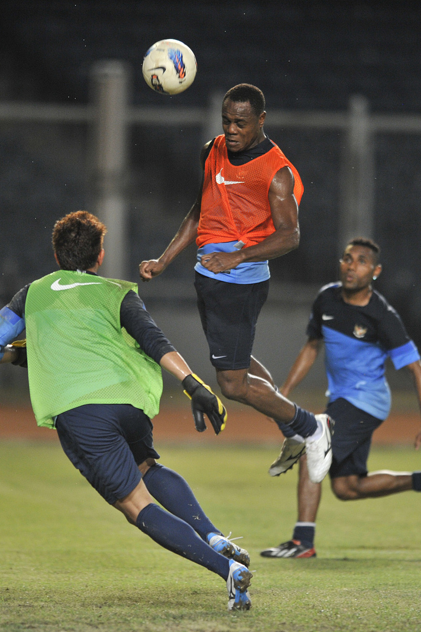 高难度比赛，球员们克服重重困难