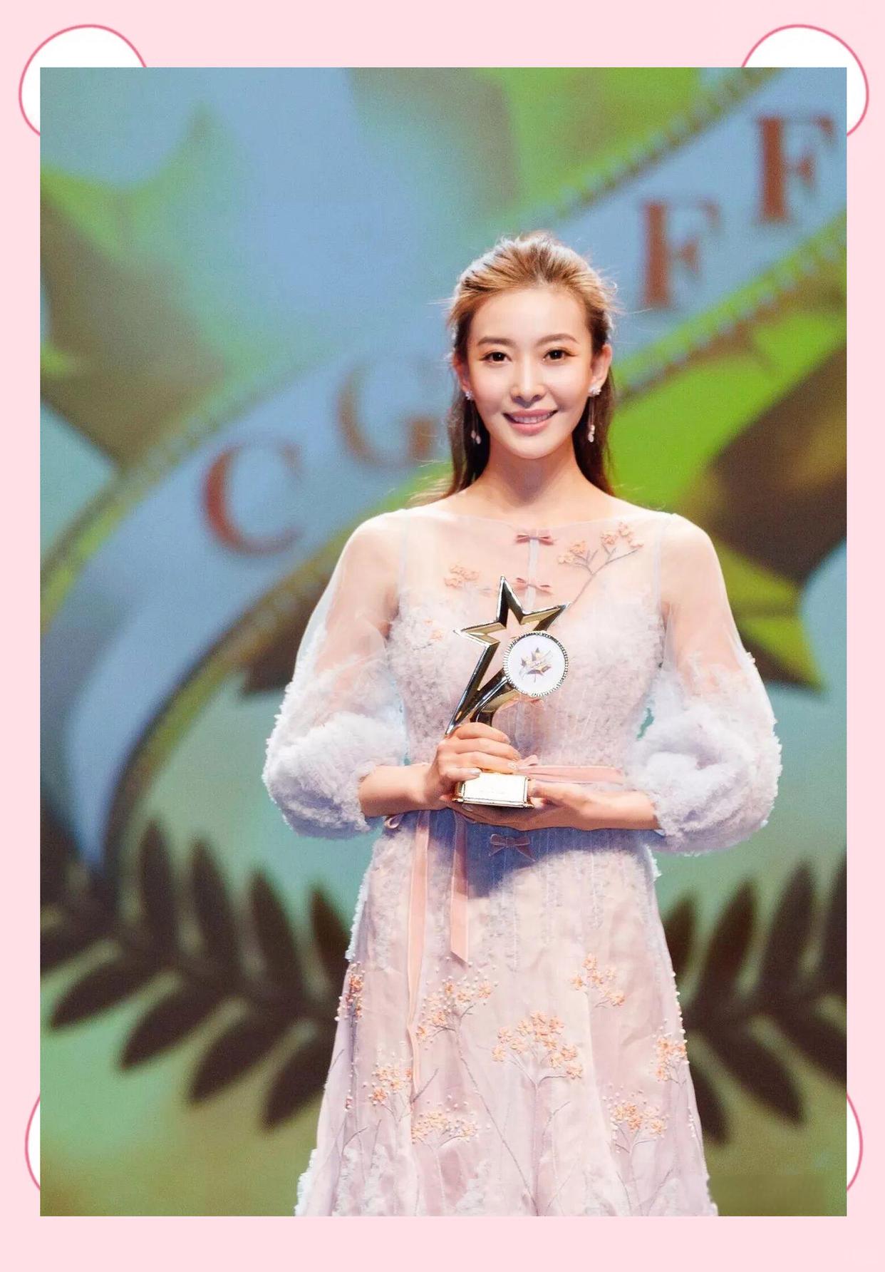 越南选手获得多面殊荣