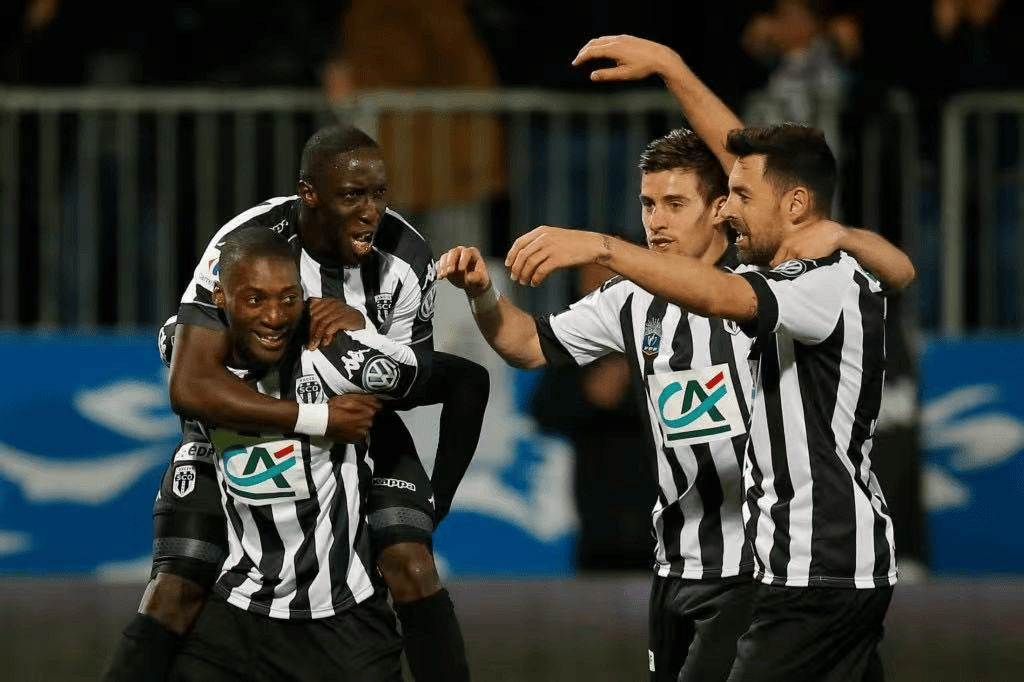 里昂将在主场迎战图卢兹，力争取得胜利的简单介绍